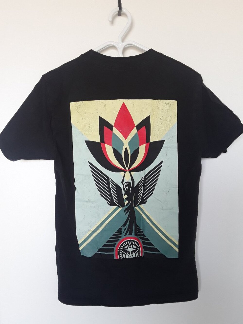 Obey Shepard Fairey “Lotus Angel” Graphic T‑Shirt — Size S — 100% Cotton